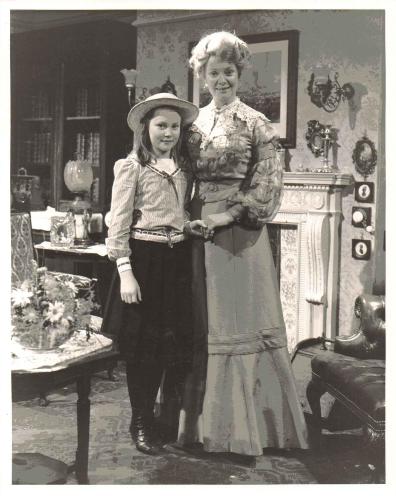 Daphne Neville as Mother in the Pheonix and the Carpet